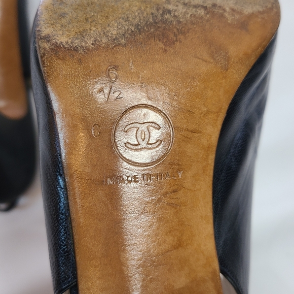 Authentic Chanel Vintage Spectators Size 6.5 - Picture 8 of 10